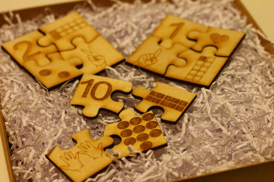 Skaičių dėlionė (4 dalių)